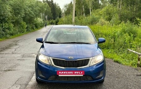 KIA Rio III рестайлинг, 2013 год, 830 000 рублей, 2 фотография