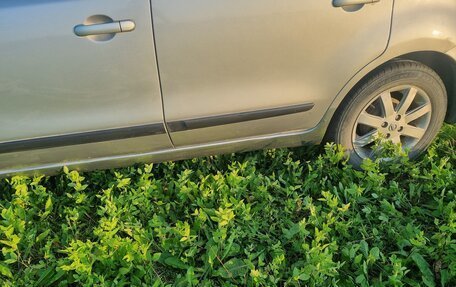 Nissan Note II рестайлинг, 2006 год, 450 000 рублей, 14 фотография