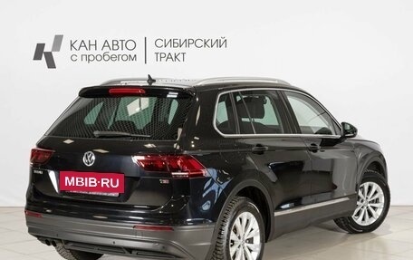 Volkswagen Tiguan II, 2017 год, 2 179 400 рублей, 2 фотография