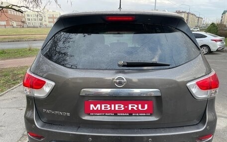 Nissan Pathfinder, 2015 год, 1 900 000 рублей, 6 фотография