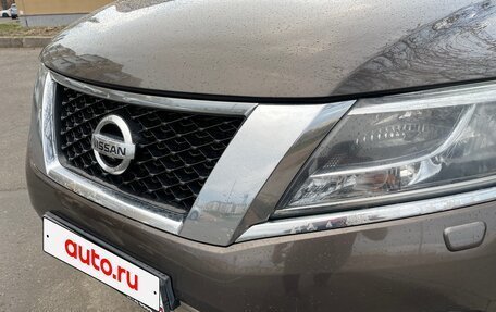 Nissan Pathfinder, 2015 год, 1 900 000 рублей, 20 фотография