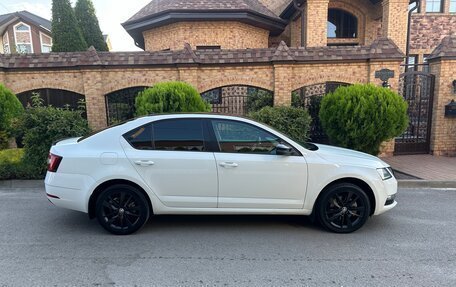 Skoda Octavia, 2018 год, 1 699 000 рублей, 4 фотография