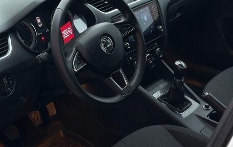 Skoda Octavia, 2018 год, 1 699 000 рублей, 11 фотография