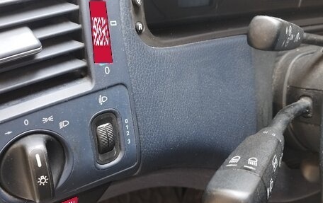 Mercedes-Benz E-Класс, 2001 год, 1 000 000 рублей, 7 фотография