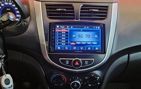 Hyundai Solaris II рестайлинг, 2012 год, 449 000 рублей, 11 фотография