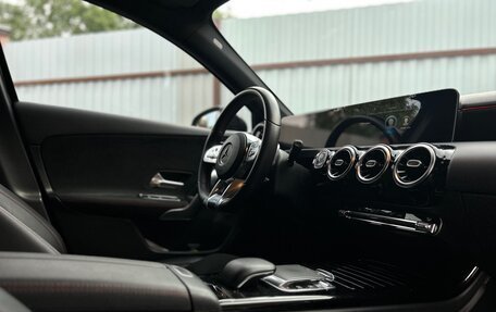 Mercedes-Benz A-Класс, 2018 год, 2 638 388 рублей, 10 фотография