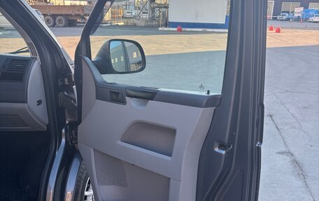Volkswagen Caravelle T5, 2012 год, 2 400 000 рублей, 7 фотография