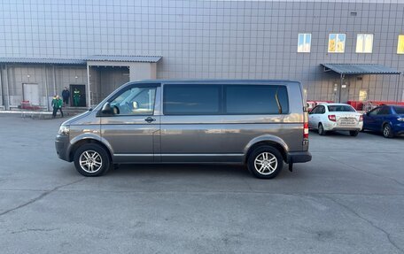 Volkswagen Caravelle T5, 2012 год, 2 400 000 рублей, 5 фотография