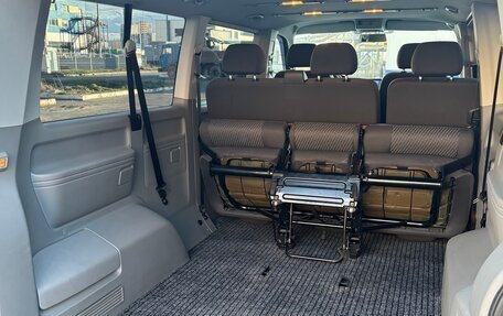 Volkswagen Caravelle T5, 2012 год, 2 400 000 рублей, 15 фотография