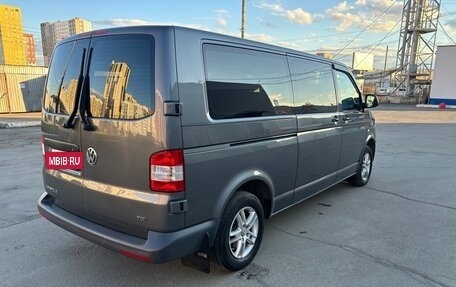 Volkswagen Caravelle T5, 2012 год, 2 400 000 рублей, 20 фотография