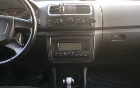 Skoda Fabia II, 2009 год, 550 000 рублей, 6 фотография