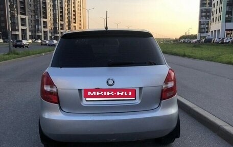 Skoda Fabia II, 2009 год, 550 000 рублей, 3 фотография