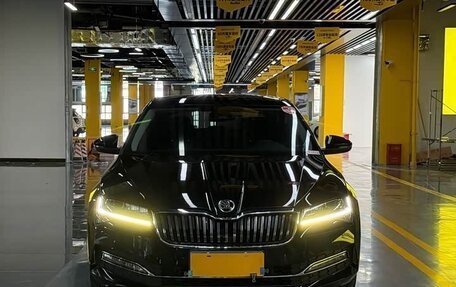 Skoda Superb III рестайлинг, 2023 год, 2 285 000 рублей, 5 фотография