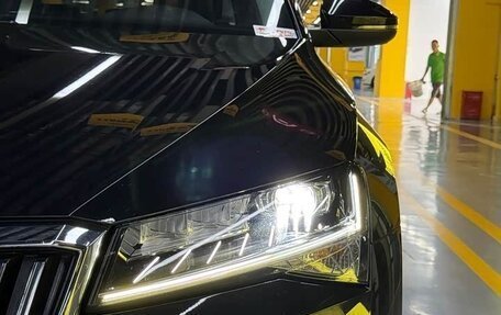 Skoda Superb III рестайлинг, 2023 год, 2 285 000 рублей, 18 фотография