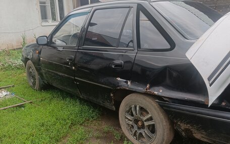 Daewoo Nexia I рестайлинг, 1997 год, 80 000 рублей, 2 фотография