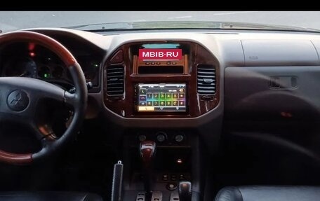 Mitsubishi Pajero III рестайлинг, 2006 год, 1 000 000 рублей, 14 фотография