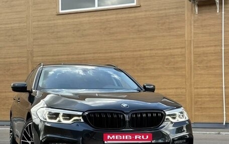 BMW 5 серия, 2019 год, 3 200 000 рублей, 2 фотография