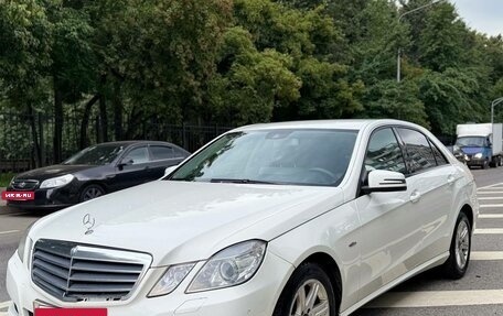 Mercedes-Benz E-Класс, 2010 год, 1 100 000 рублей, 2 фотография