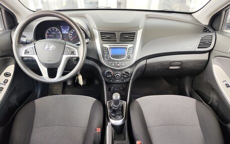 Hyundai Solaris II рестайлинг, 2013 год, 699 000 рублей, 6 фотография