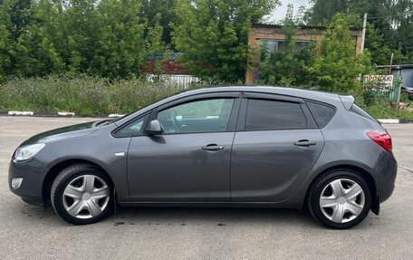 Opel Astra J, 2012 год, 630 000 рублей, 2 фотография