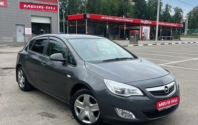 Opel Astra J, 2012 год, 630 000 рублей, 1 фотография
