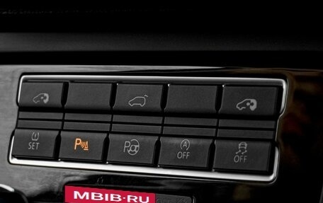 Volkswagen Sharan II, 2013 год, 1 399 000 рублей, 18 фотография