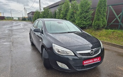 Opel Astra J, 2011 год, 635 000 рублей, 1 фотография