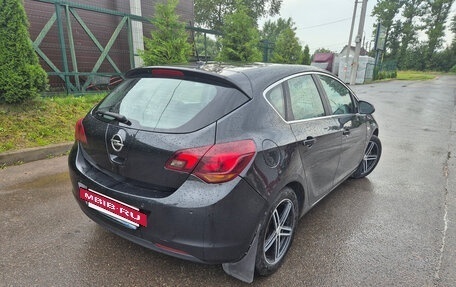 Opel Astra J, 2011 год, 635 000 рублей, 9 фотография