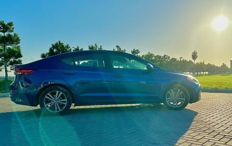 Hyundai Elantra VI рестайлинг, 2018 год, 920 000 рублей, 6 фотография