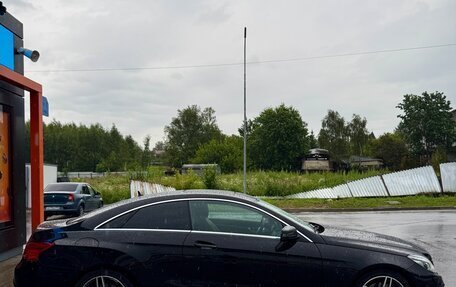 Mercedes-Benz E-Класс, 2015 год, 2 300 000 рублей, 4 фотография