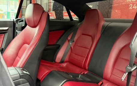 Mercedes-Benz E-Класс, 2015 год, 2 300 000 рублей, 10 фотография