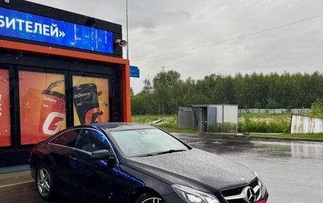Mercedes-Benz E-Класс, 2015 год, 2 300 000 рублей, 3 фотография