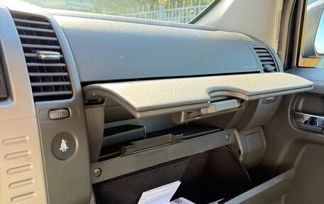 Nissan Pathfinder, 2005 год, 1 290 000 рублей, 29 фотография