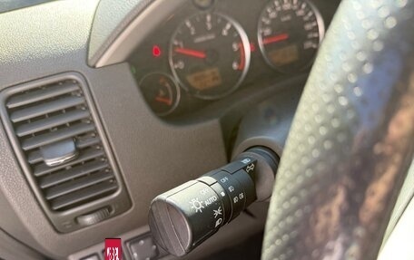 Nissan Pathfinder, 2005 год, 1 290 000 рублей, 37 фотография
