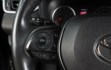 Toyota RAV4, 2021 год, 3 999 000 рублей, 21 фотография