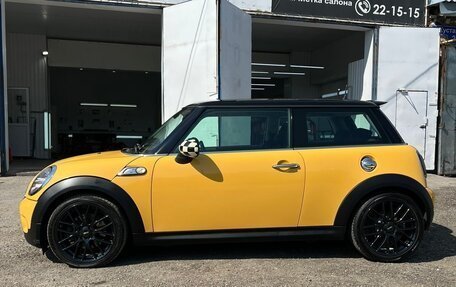 MINI Hatch, 2008 год, 850 000 рублей, 24 фотография