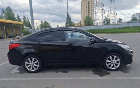 Hyundai Solaris II рестайлинг, 2012 год, 650 000 рублей, 3 фотография