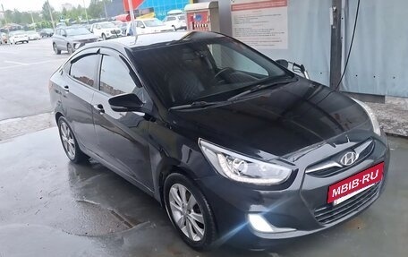 Hyundai Solaris II рестайлинг, 2012 год, 650 000 рублей, 5 фотография