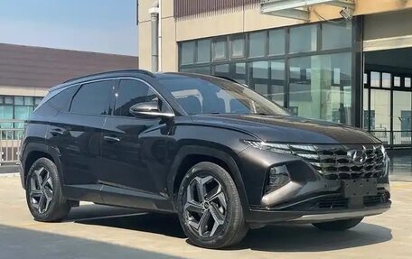 Hyundai Tucson, 2021 год, 2 350 000 рублей, 3 фотография