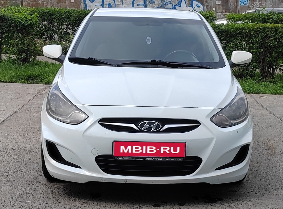 Hyundai Solaris I, 2012 год, 650 000 рублей, 8 фотография