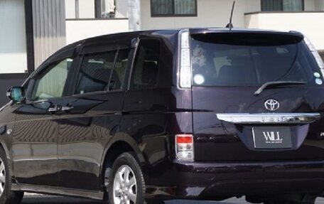 Toyota ISis I, 2013 год, 1 100 000 рублей, 2 фотография