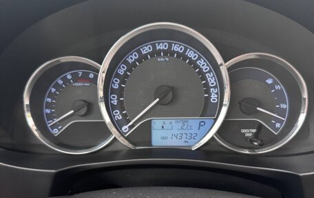 Toyota Corolla, 2014 год, 2 000 000 рублей, 14 фотография
