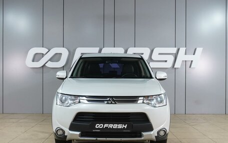 Mitsubishi Outlander III рестайлинг 3, 2014 год, 1 299 000 рублей, 3 фотография