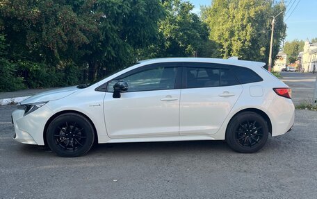Toyota Corolla, 2019 год, 2 200 000 рублей, 2 фотография