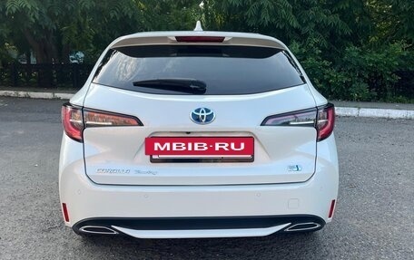 Toyota Corolla, 2019 год, 2 200 000 рублей, 3 фотография