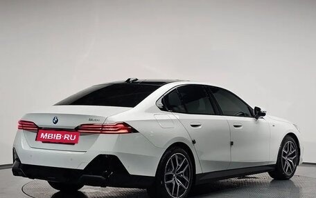 BMW 5 серия, 2025 год, 6 780 000 рублей, 2 фотография