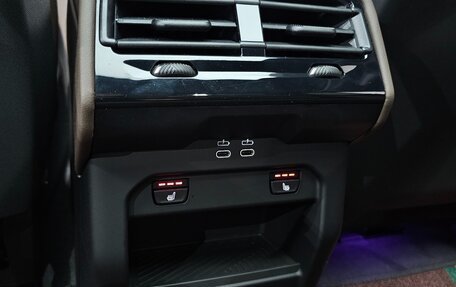 BMW 5 серия, 2025 год, 6 780 000 рублей, 10 фотография