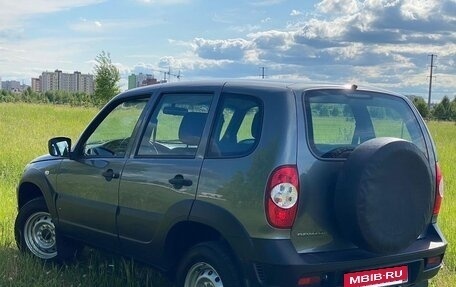 Chevrolet Niva I рестайлинг, 2019 год, 930 000 рублей, 2 фотография