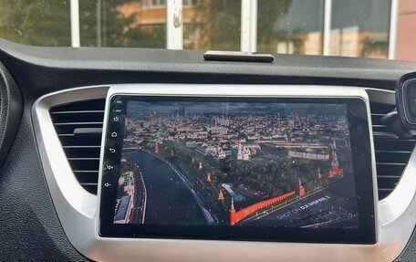 Hyundai Solaris II рестайлинг, 2020 год, 1 500 000 рублей, 21 фотография