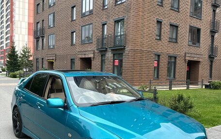 Toyota Altezza, 1999 год, 700 000 рублей, 4 фотография